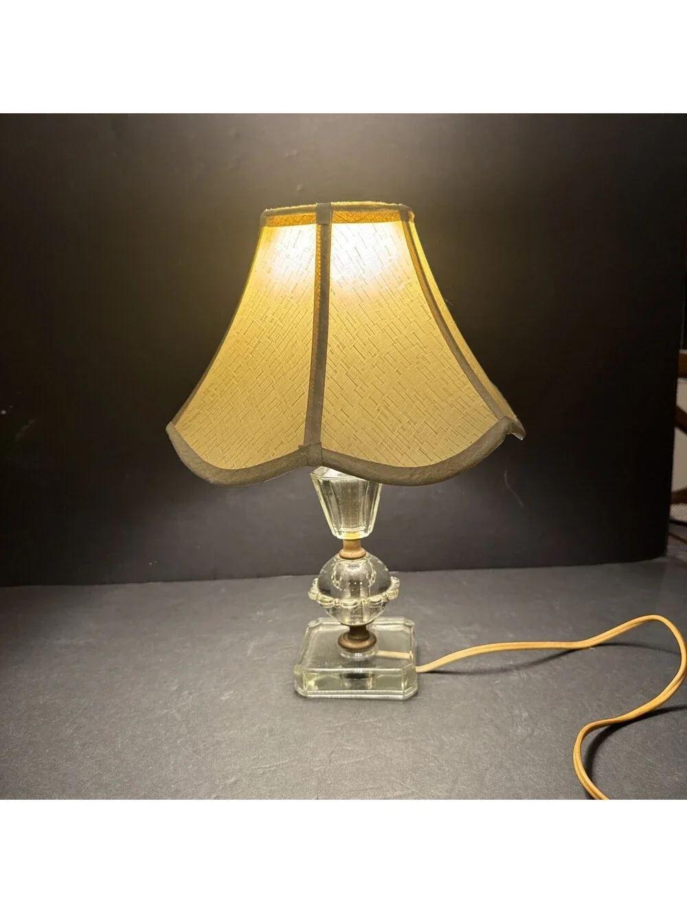 Vintage Art Deco Style Glass Lamp With Scalloped Shade 13” H By 10” W